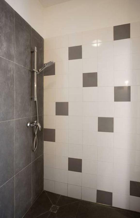 Gregbnb - Filet Suspendu ! - Parking Inclus - Climatise - Wifi -15Min Gare Toulon Luaran gambar